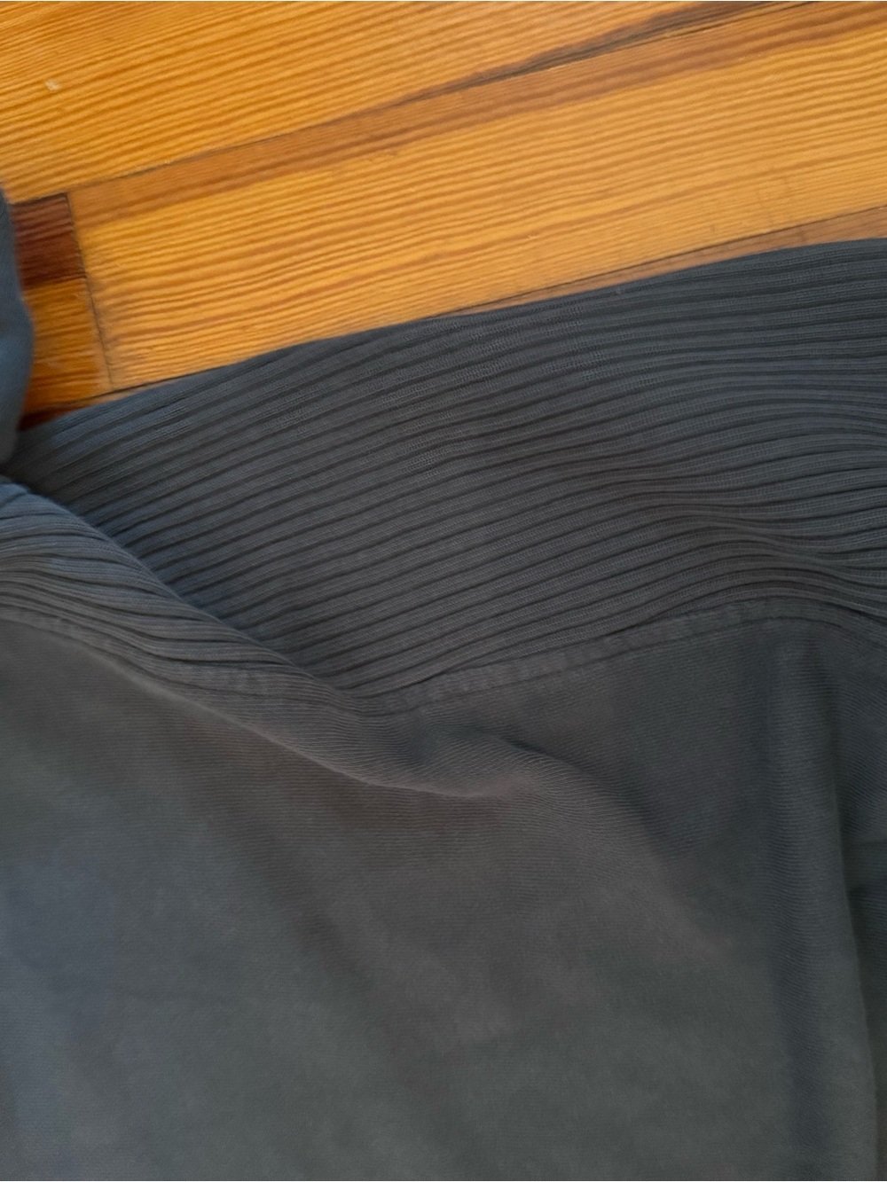 charcoal grey Rib-Cuff Crewneck Sweater - Picture 2 of 3